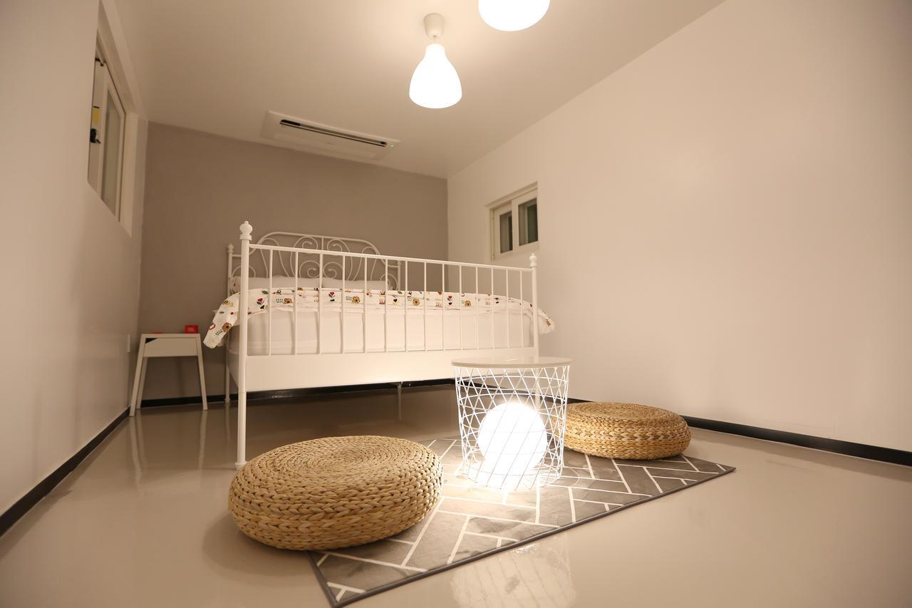 Muju House Villa Gangneung Luaran gambar